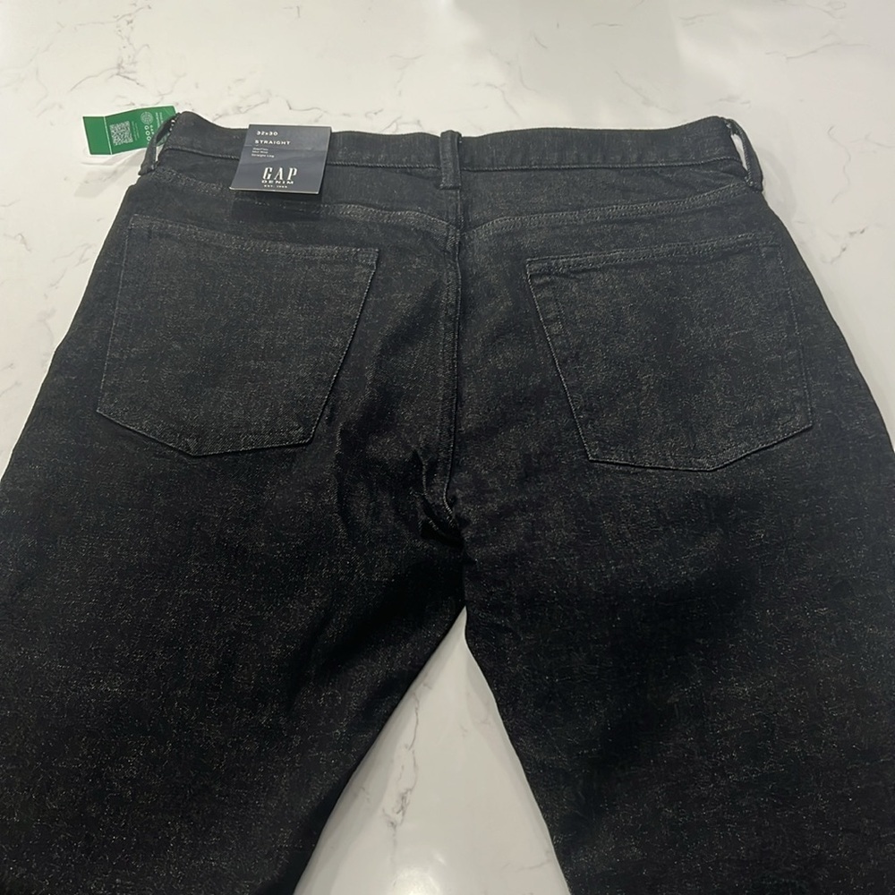 NWT GAP Black Straight Jeans Classic Style 32x30 - Picture 6 of 6